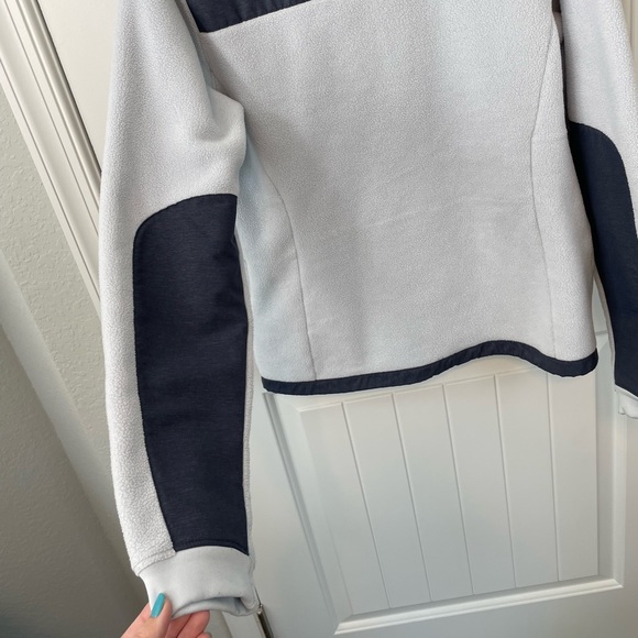 The North Face Polartec Fleece Zip Up Collared Jacket - Picture 10 of 15